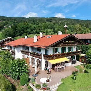 Apartmenthaus Der Johanneshof Ferienhaus